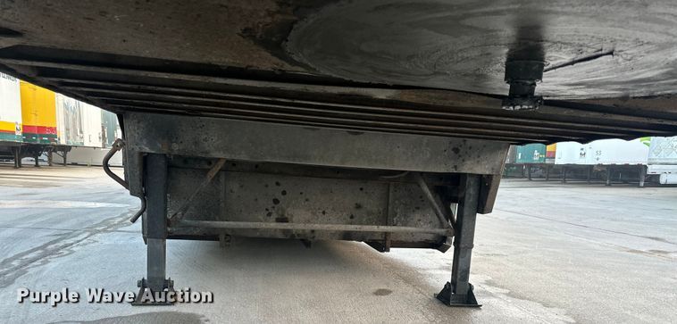 image for item ET4653 1992 Kentucky Manufacturing Company dry van trailer