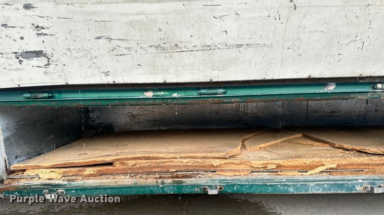 image for item ET4653 1992 Kentucky Manufacturing Company dry van trailer