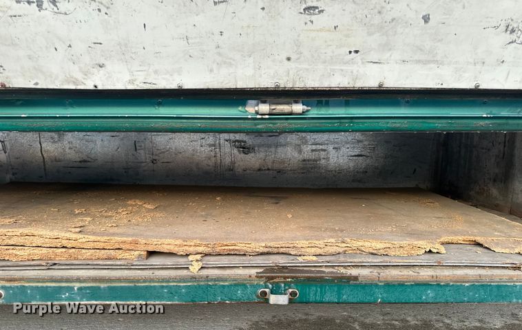 image for item ET4653 1992 Kentucky Manufacturing Company dry van trailer