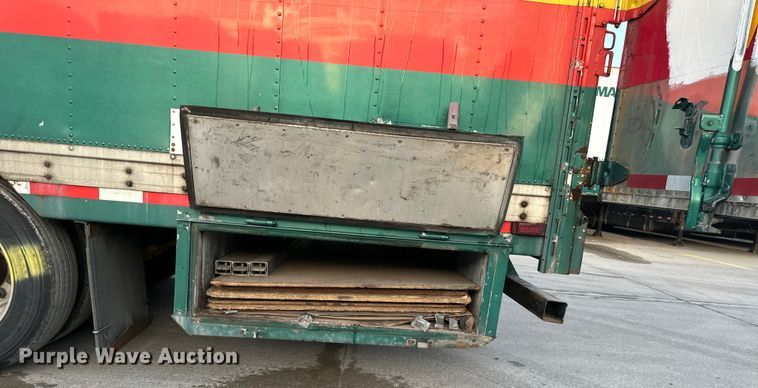 image for item ET4653 1992 Kentucky Manufacturing Company dry van trailer