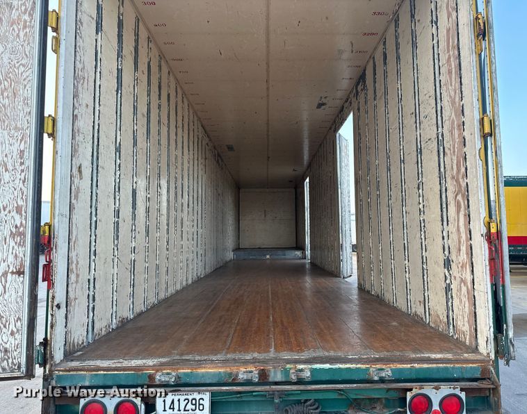 image for item ET4653 1992 Kentucky Manufacturing Company dry van trailer