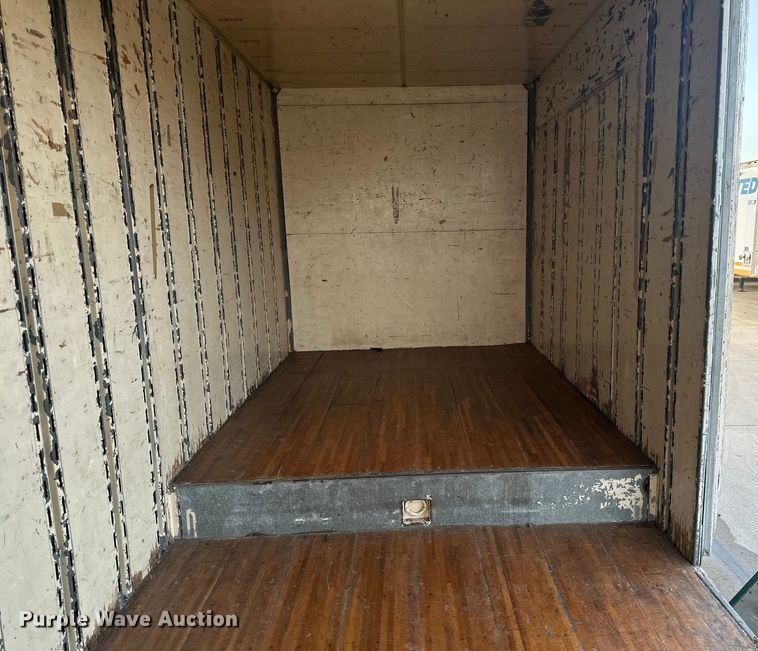 image for item ET4653 1992 Kentucky Manufacturing Company dry van trailer