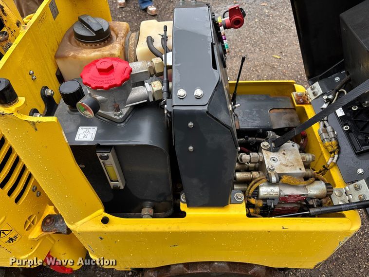 image for item ET4666 2019 Bomag BMP8500 trench compactor