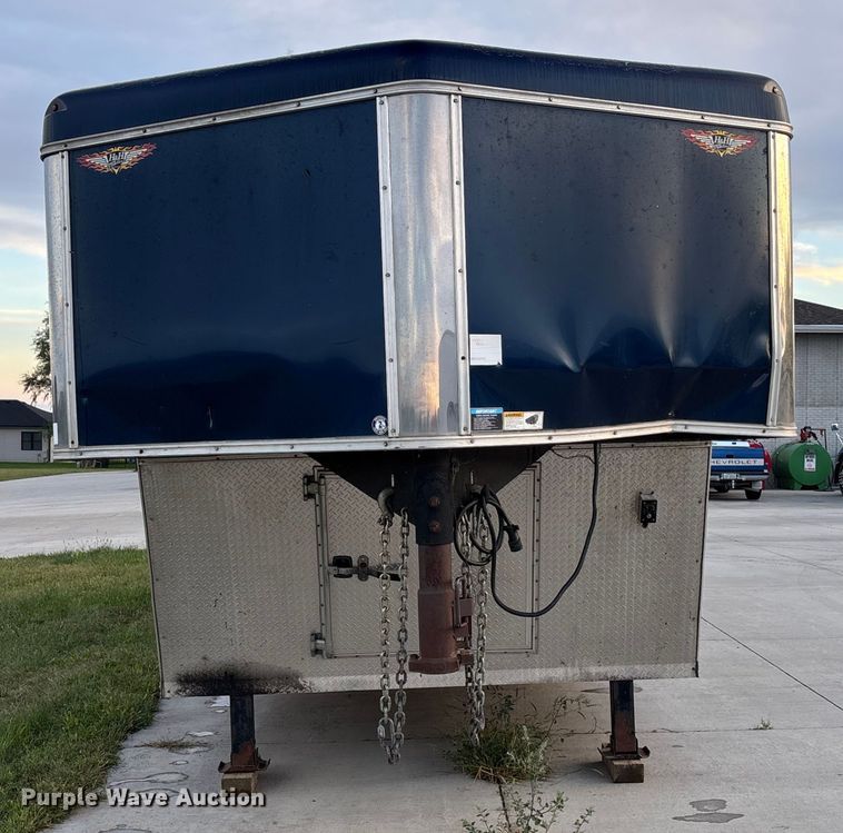 image for item ET4670 2016 H and H enclosed cargo trailer