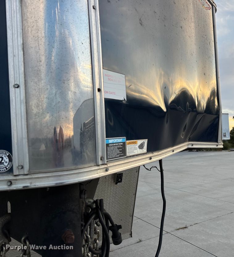 image for item ET4670 2016 H and H enclosed cargo trailer