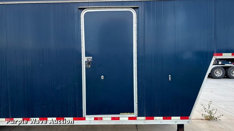 image for item ET4670 2016 H and H enclosed cargo trailer