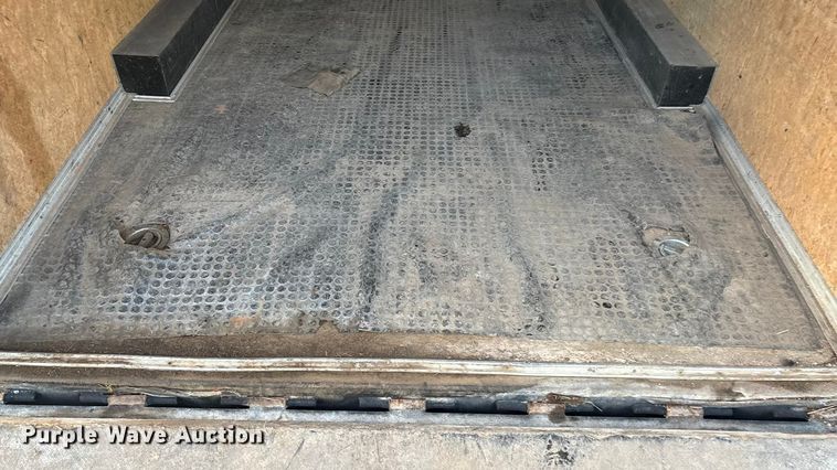 image for item ET4670 2016 H and H enclosed cargo trailer