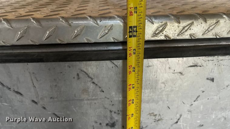 image for item ET4670 2016 H and H enclosed cargo trailer