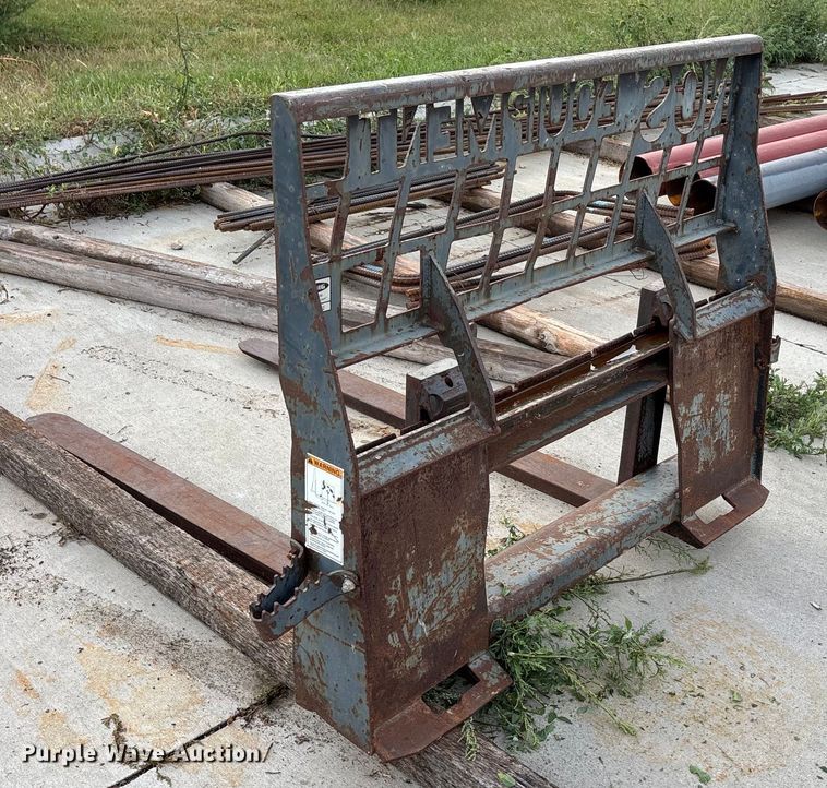 image for item ET4671 Vernig Pallet Forks skid steer forks