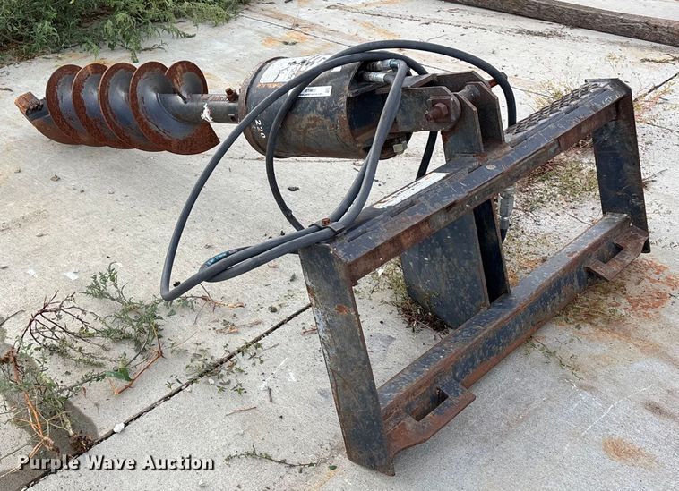 image for item ET4672 Lowe A220 skid steer auger