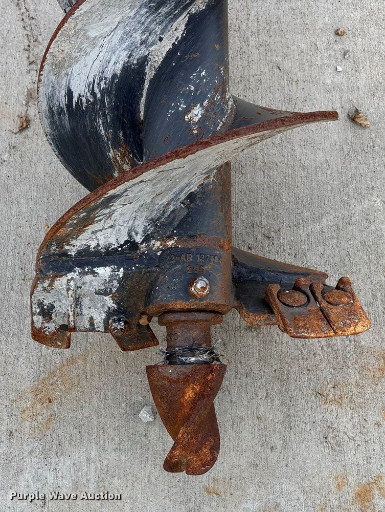 image for item ET4672 Lowe A220 skid steer auger