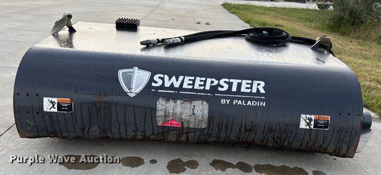 image for item ET4675 2018 Paladin Sweepster skid steer sweeper
