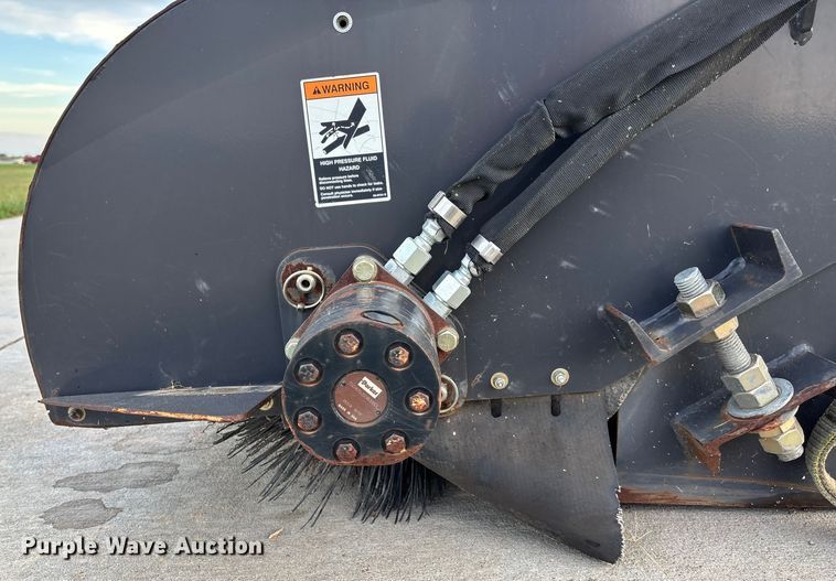 image for item ET4675 2018 Paladin Sweepster skid steer sweeper