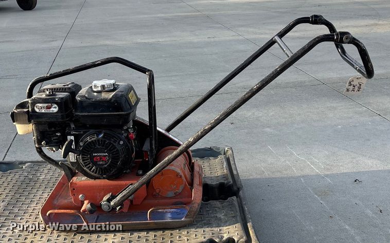 image for item ET4676 Multiquip plate compactor