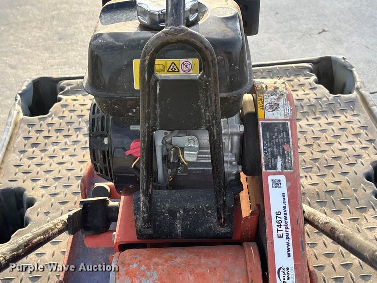 image for item ET4676 Multiquip plate compactor