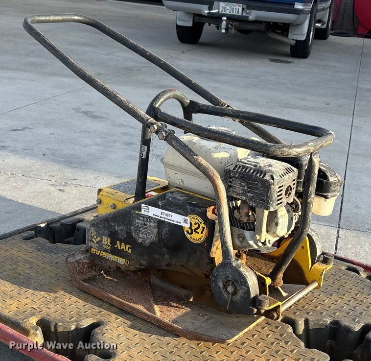 image for item ET4677 Bomag plate compactor