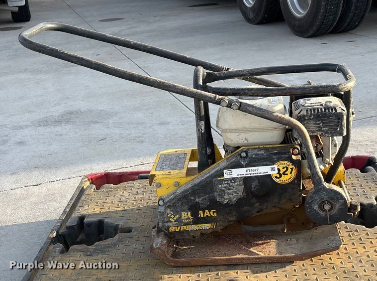 image for item ET4677 Bomag plate compactor