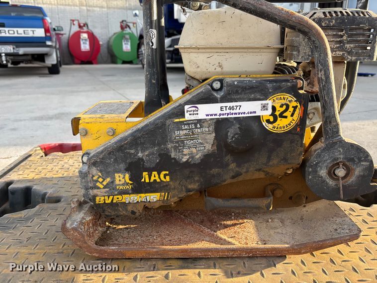 image for item ET4677 Bomag plate compactor