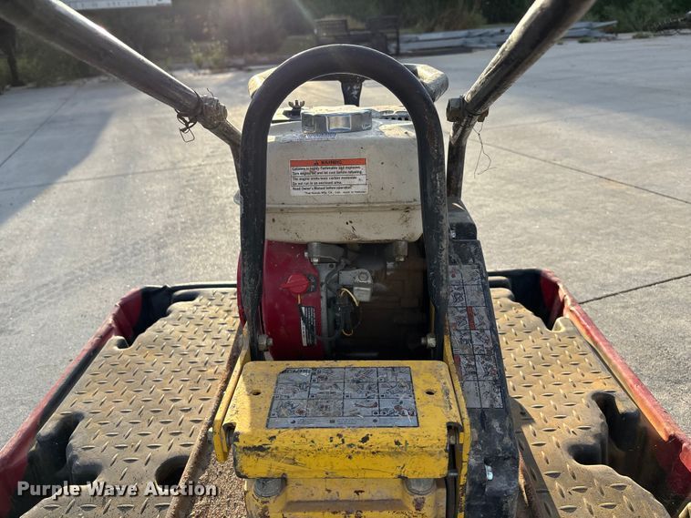 image for item ET4677 Bomag plate compactor