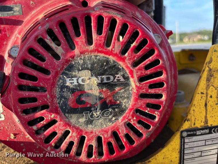 image for item ET4677 Bomag plate compactor