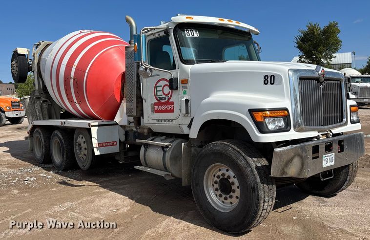 image for item ET4678 2012 International PayStar 5500i ready mix truck