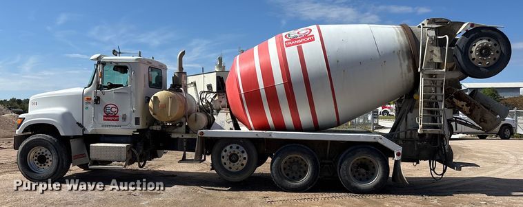 image for item ET4678 2012 International PayStar 5500i ready mix truck