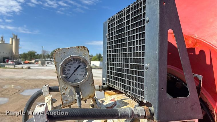 image for item ET4678 2012 International PayStar 5500i ready mix truck