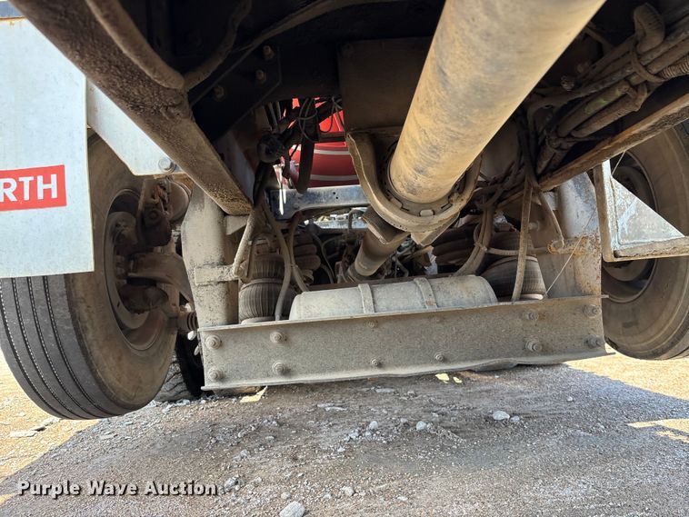 image for item ET4678 2012 International PayStar 5500i ready mix truck