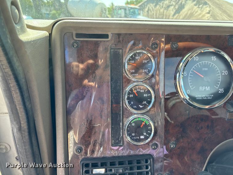 image for item ET4678 2012 International PayStar 5500i ready mix truck