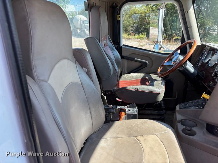 image for item ET4678 2012 International PayStar 5500i ready mix truck