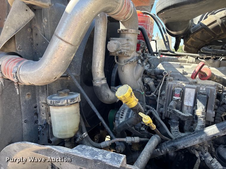 image for item ET4678 2012 International PayStar 5500i ready mix truck