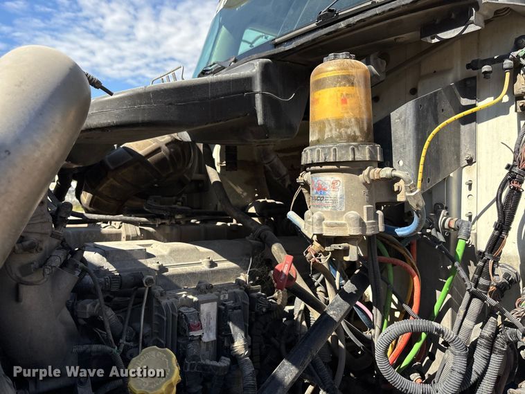 image for item ET4678 2012 International PayStar 5500i ready mix truck