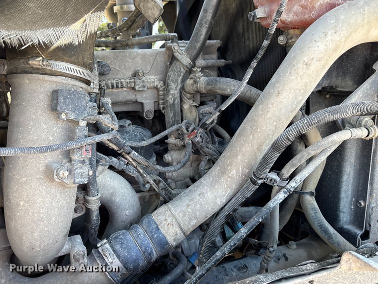 image for item ET4678 2012 International PayStar 5500i ready mix truck