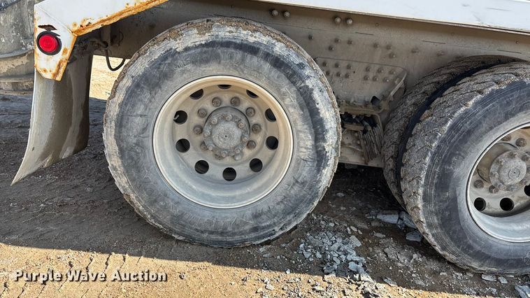 image for item ET4678 2012 International PayStar 5500i ready mix truck