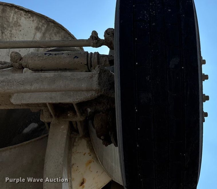 image for item ET4678 2012 International PayStar 5500i ready mix truck