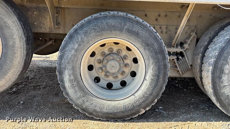 image for item ET4678 2012 International PayStar 5500i ready mix truck