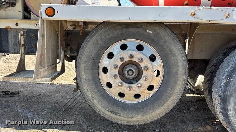 image for item ET4678 2012 International PayStar 5500i ready mix truck