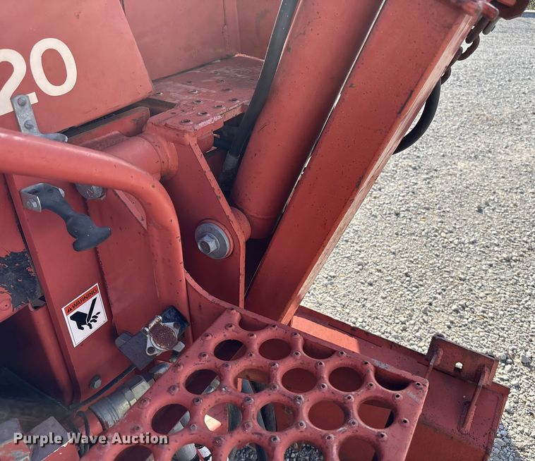 image for item ET4679 1991 Ditch Witch 5020 trencher