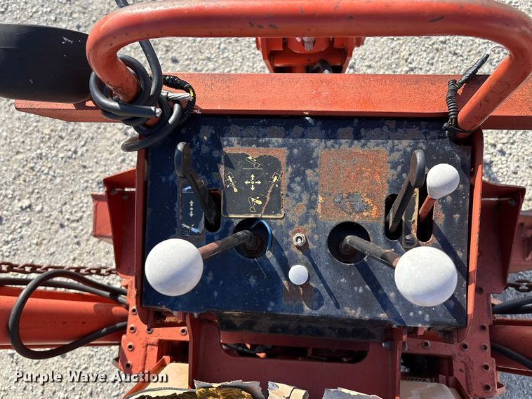 image for item ET4679 1991 Ditch Witch 5020 trencher