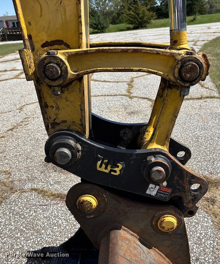 image for item ET4680 2006 Komatsu  PC78MR-6 mini excavator