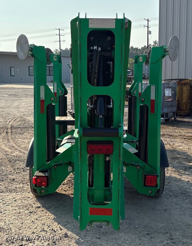 image for item ET7080 2019 JLG T500J boom lift