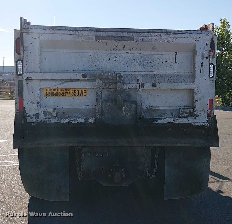 image for item EU2509 2010 Peterbilt 384 dump truck