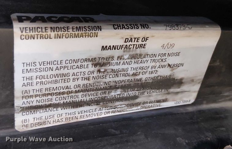 image for item EU2509 2010 Peterbilt 384 dump truck