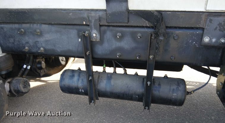 image for item EU2510 2016 Kenworth T880 dump truck