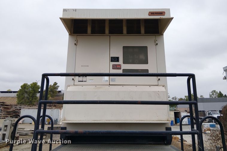 image for item EU2528 2009 Whisperwatt DCA-800SSK2 generator