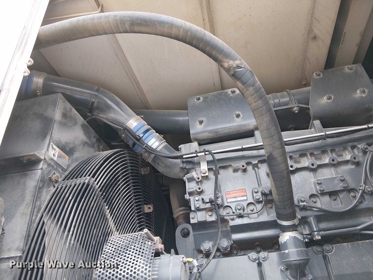 image for item EU2528 2009 Whisperwatt DCA-800SSK2 generator