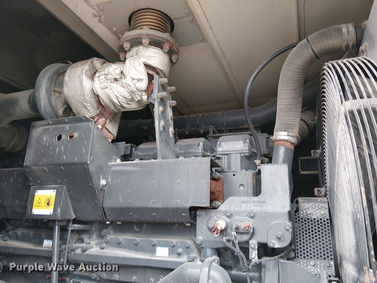 image for item EU2528 2009 Whisperwatt DCA-800SSK2 generator