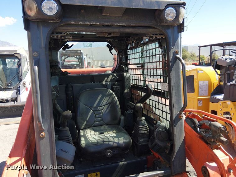 image for item EU2551 2020 Kubota SSV65 skid steer loader