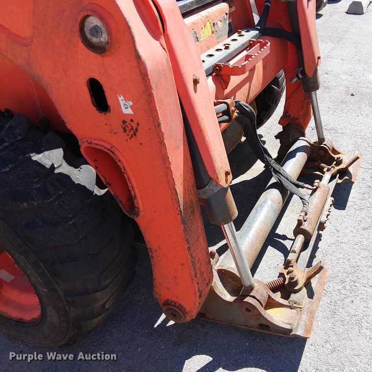 image for item EU2551 2020 Kubota SSV65 skid steer loader