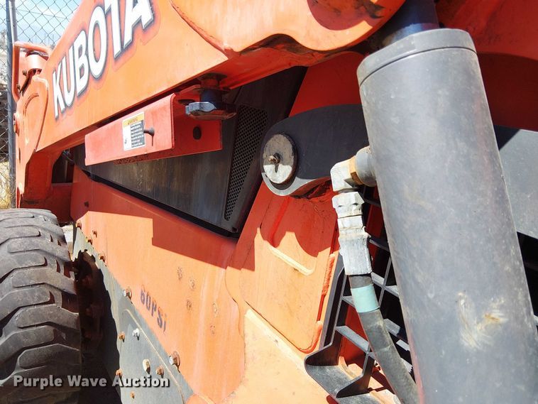 image for item EU2551 2020 Kubota SSV65 skid steer loader